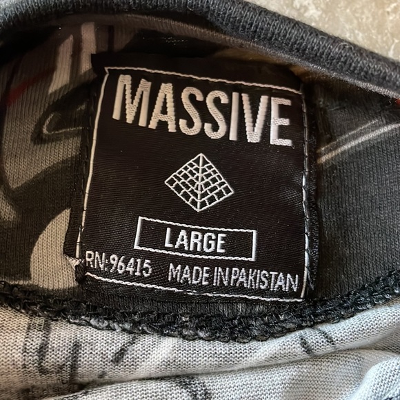 Massive Multicolor Men’s Long Sleeve Shirt All Over Print - Picture 3 of 5